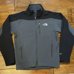 The North Face Men's Dual-Tone Performance Jacket